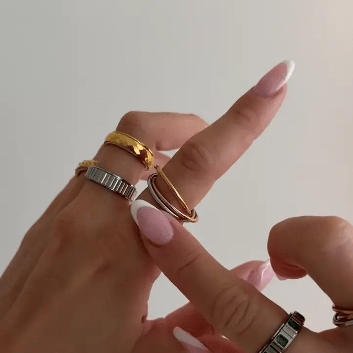 Energijos žiedas (sidabrinės spalvos)