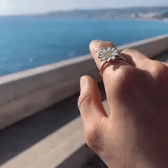 Meilės gėlė - žiedas